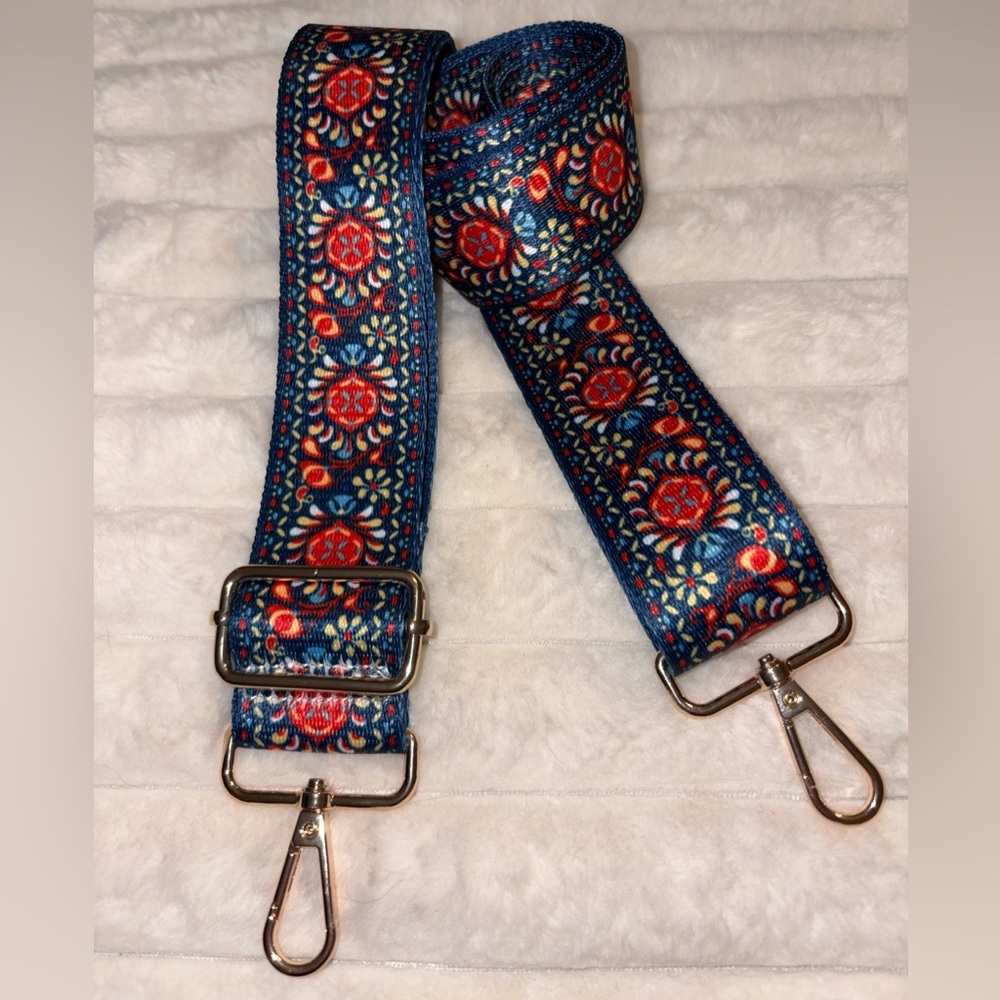 Guitar Handbag Floral Patterned Strap